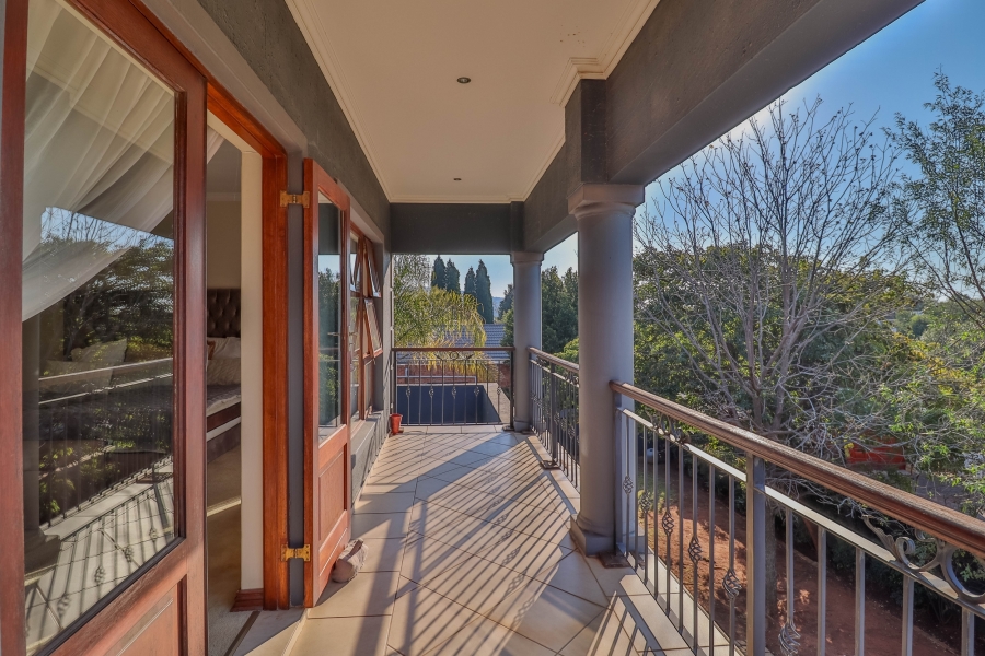 4 Bedroom Property for Sale in Ruimsig Gauteng