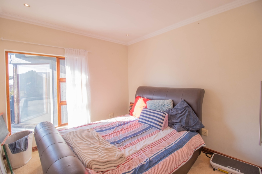4 Bedroom Property for Sale in Ruimsig Gauteng
