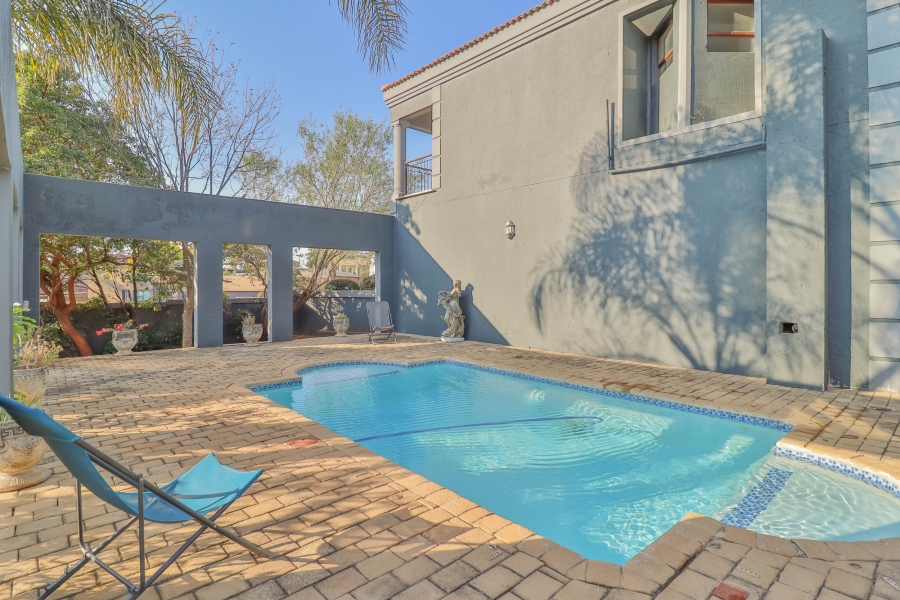 4 Bedroom Property for Sale in Ruimsig Gauteng