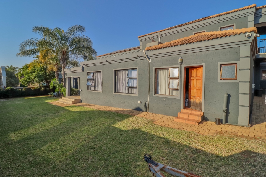 4 Bedroom Property for Sale in Ruimsig Gauteng