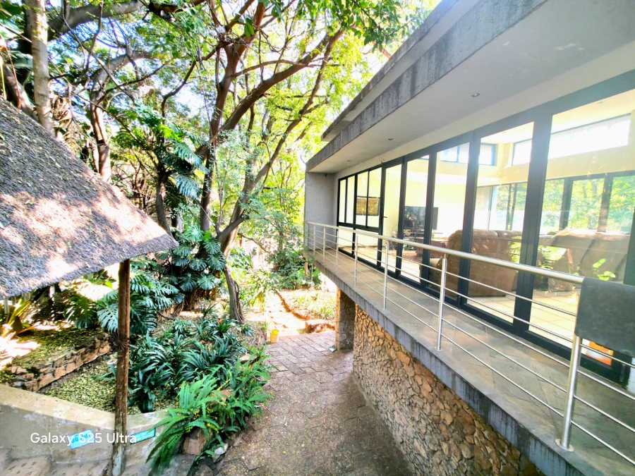 6 Bedroom Property for Sale in Magalieskruin Gauteng