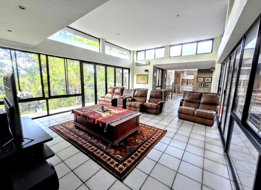 6 Bedroom Property for Sale in Magalieskruin Gauteng