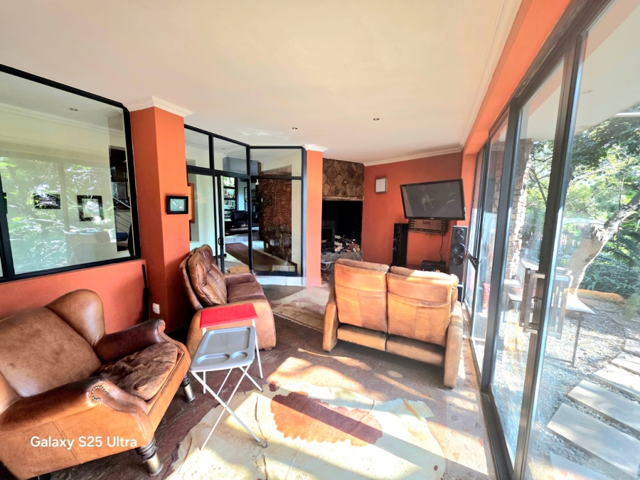 6 Bedroom Property for Sale in Magalieskruin Gauteng