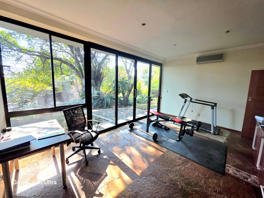 6 Bedroom Property for Sale in Magalieskruin Gauteng