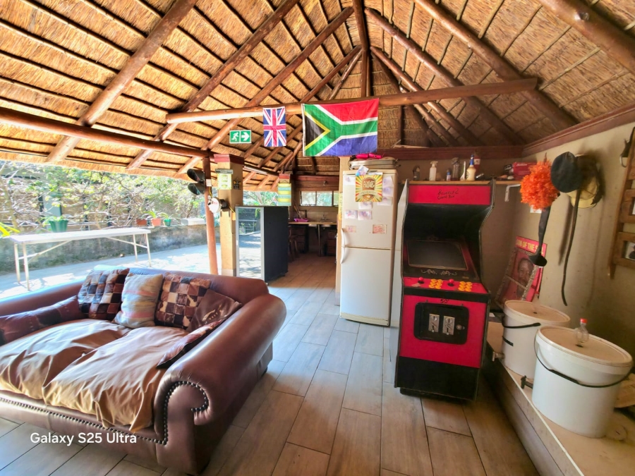 6 Bedroom Property for Sale in Magalieskruin Gauteng