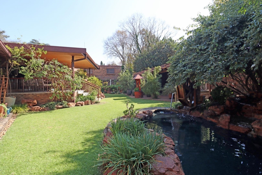 4 Bedroom Property for Sale in Paulshof Gauteng