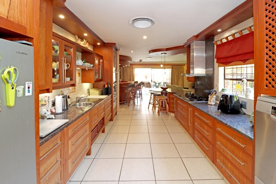 4 Bedroom Property for Sale in Paulshof Gauteng