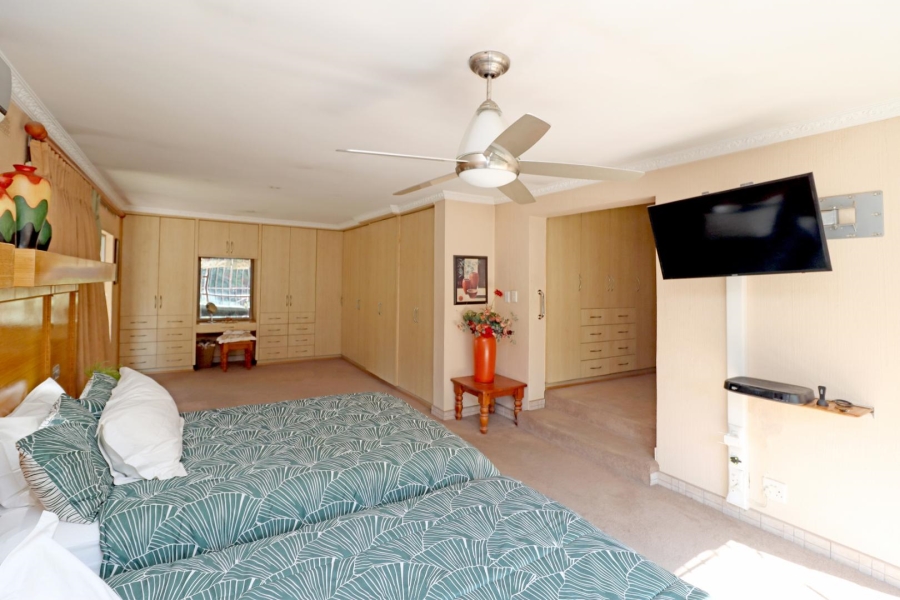 4 Bedroom Property for Sale in Paulshof Gauteng