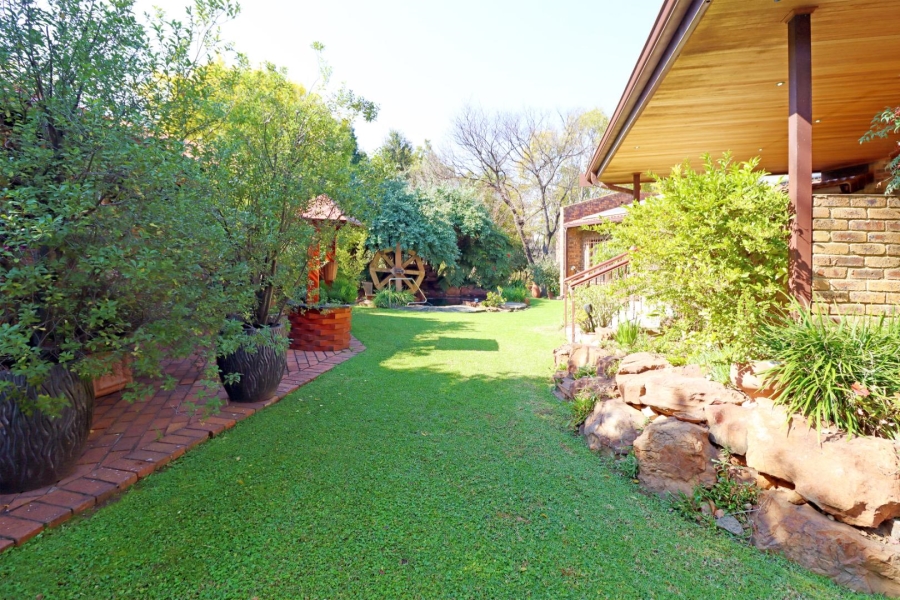 4 Bedroom Property for Sale in Paulshof Gauteng