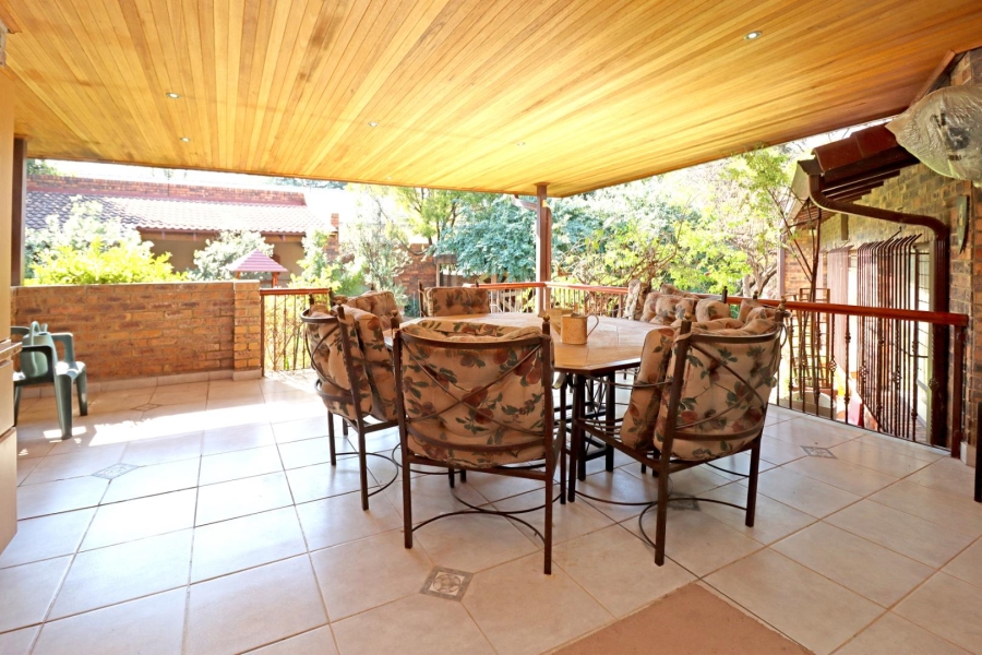 4 Bedroom Property for Sale in Paulshof Gauteng