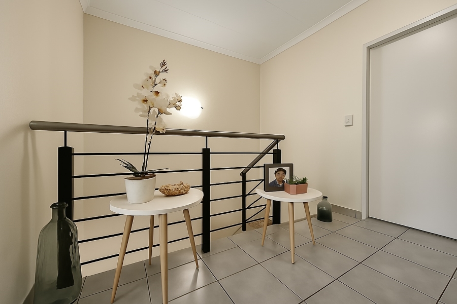 2 Bedroom Property for Sale in Magaliessig Gauteng