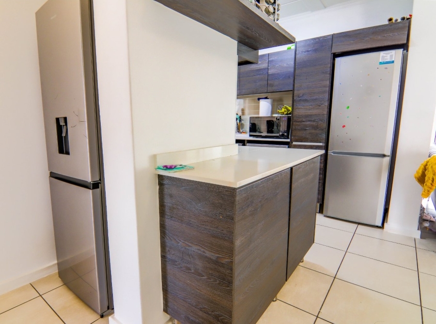 3 Bedroom Property for Sale in Greenstone Crest Gauteng