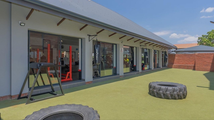 3 Bedroom Property for Sale in Greenstone Crest Gauteng
