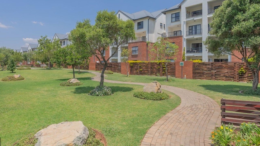 3 Bedroom Property for Sale in Greenstone Crest Gauteng