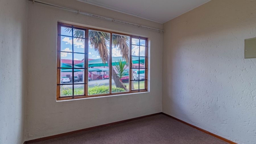 2 Bedroom Property for Sale in Winchester Hills Gauteng