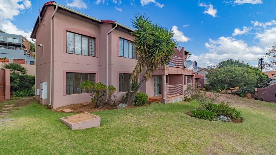 2 Bedroom Property for Sale in Winchester Hills Gauteng