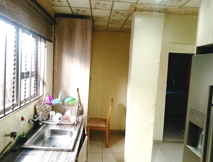 4 Bedroom Property for Sale in Etwatwa Gauteng