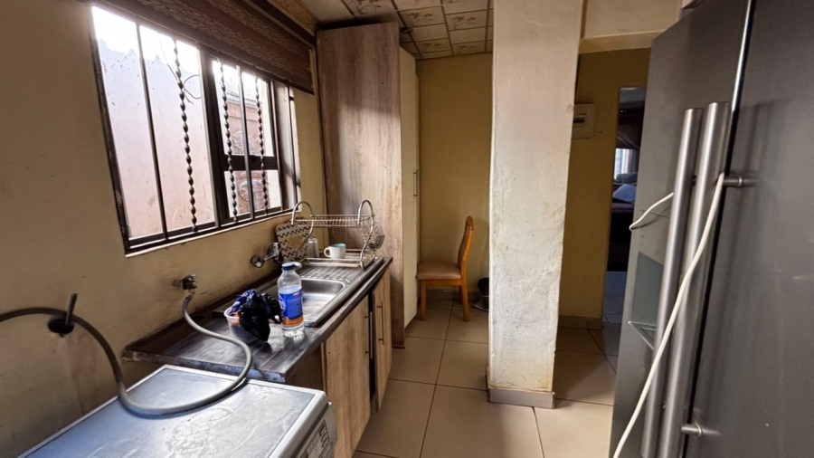 4 Bedroom Property for Sale in Etwatwa Gauteng