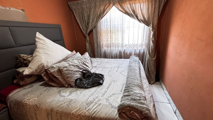 4 Bedroom Property for Sale in Etwatwa Gauteng