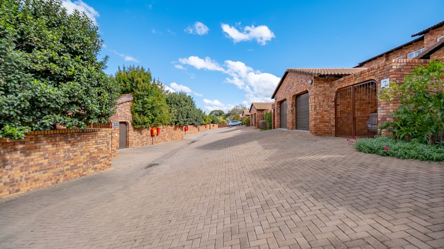 3 Bedroom Property for Sale in Randpark Ridge Gauteng