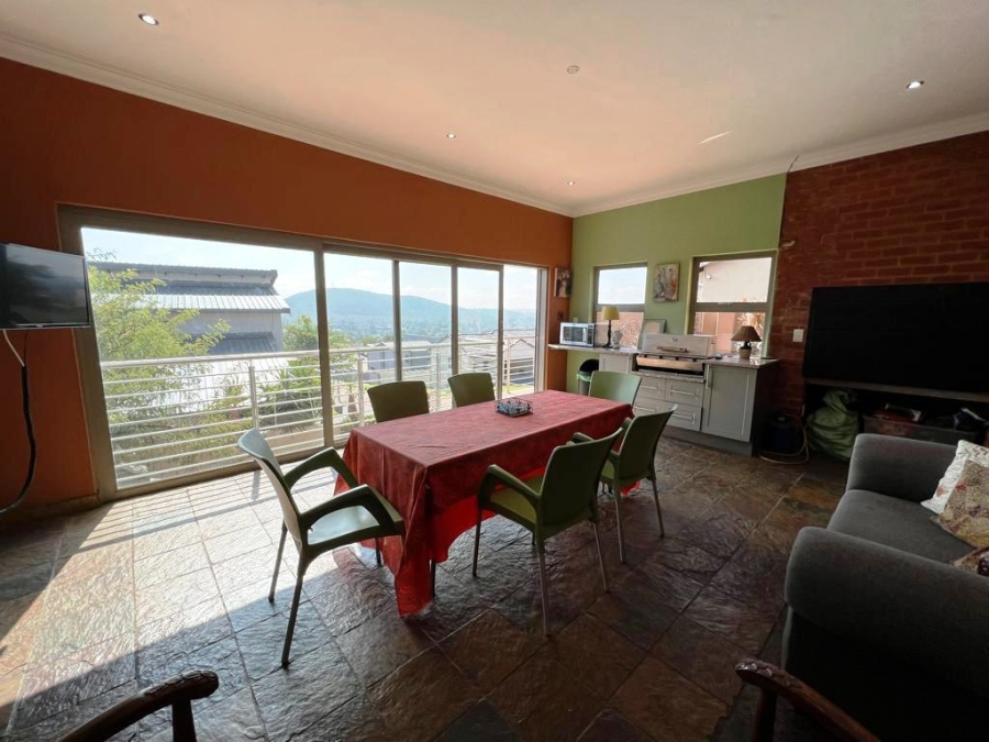 4 Bedroom Property for Sale in Eldoraigne Gauteng