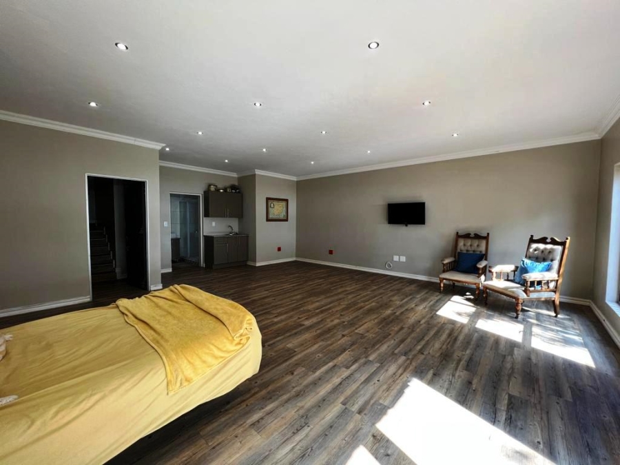 4 Bedroom Property for Sale in Eldoraigne Gauteng