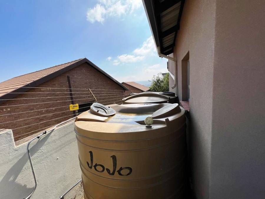 4 Bedroom Property for Sale in Eldoraigne Gauteng