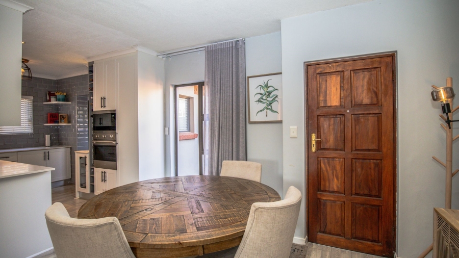 4 Bedroom Property for Sale in Rietvlei Heights Country Estate Gauteng