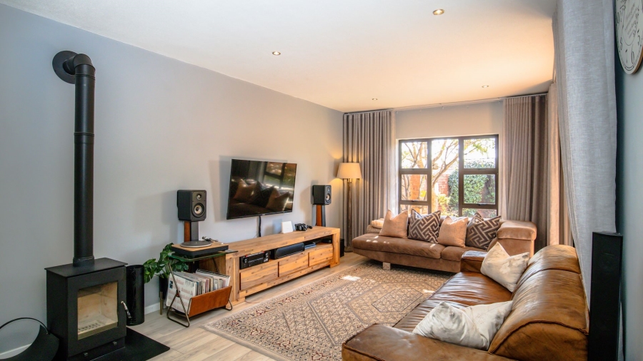 4 Bedroom Property for Sale in Rietvlei Heights Country Estate Gauteng