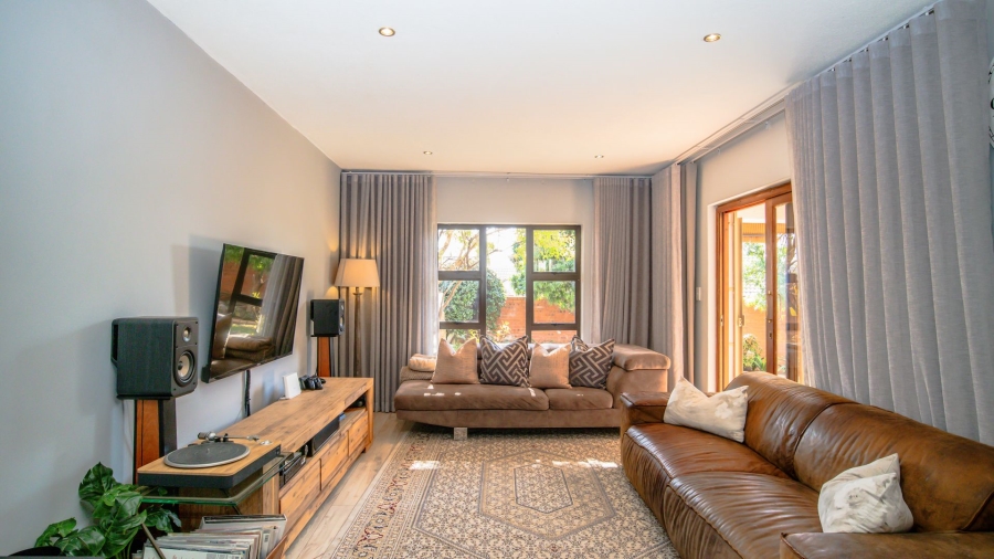 4 Bedroom Property for Sale in Rietvlei Heights Country Estate Gauteng