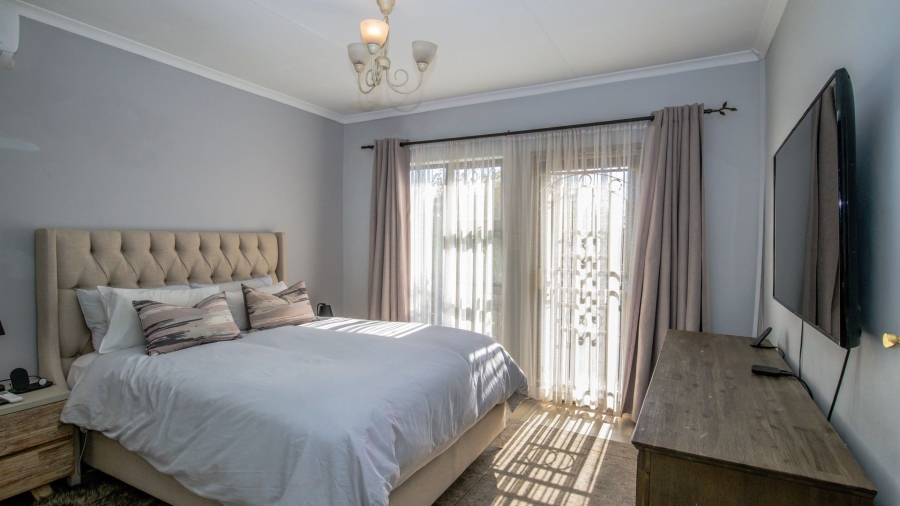 4 Bedroom Property for Sale in Rietvlei Heights Country Estate Gauteng