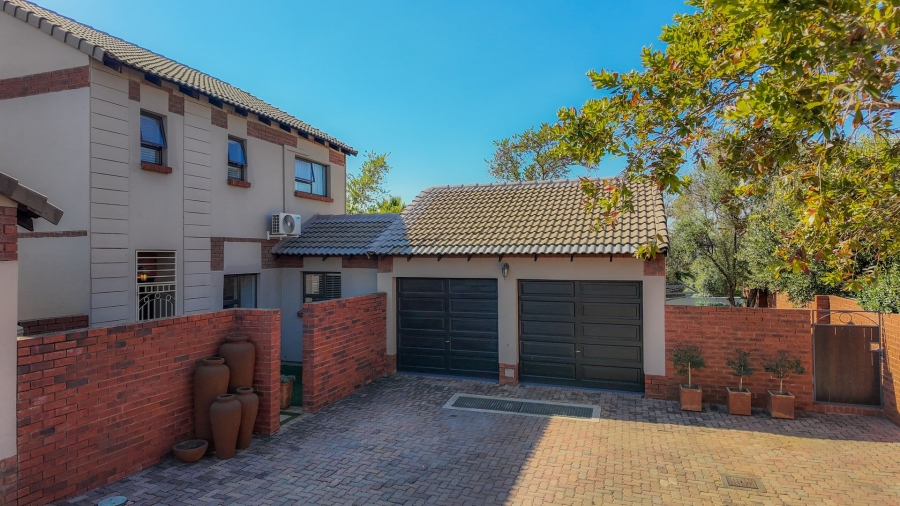 4 Bedroom Property for Sale in Rietvlei Heights Country Estate Gauteng
