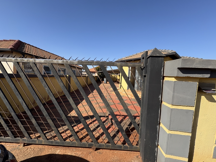 3 Bedroom Property for Sale in The Orchards Gauteng