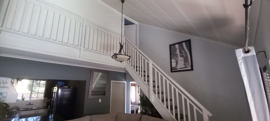 To Let 3 Bedroom Property for Rent in Weltevreden Park Gauteng
