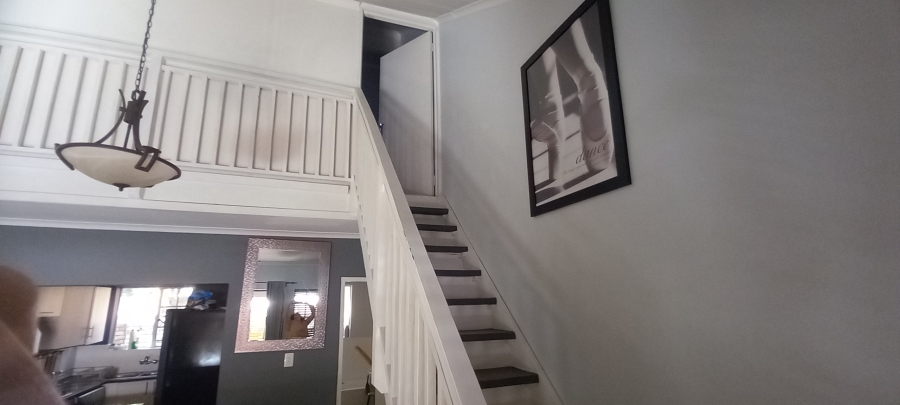 To Let 3 Bedroom Property for Rent in Weltevreden Park Gauteng