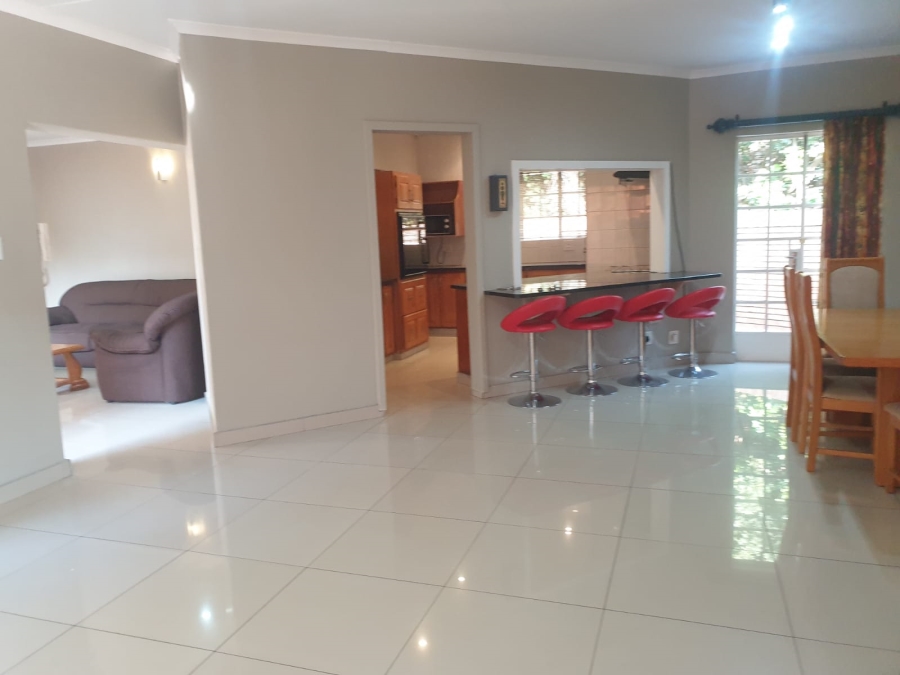 To Let 4 Bedroom Property for Rent in Sterrewag Gauteng