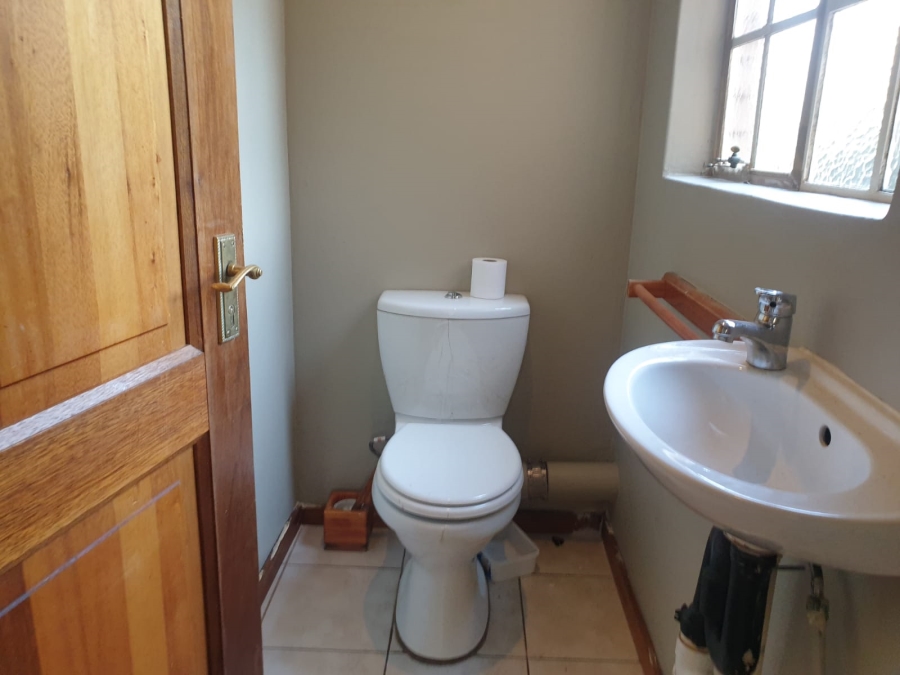 To Let 4 Bedroom Property for Rent in Sterrewag Gauteng