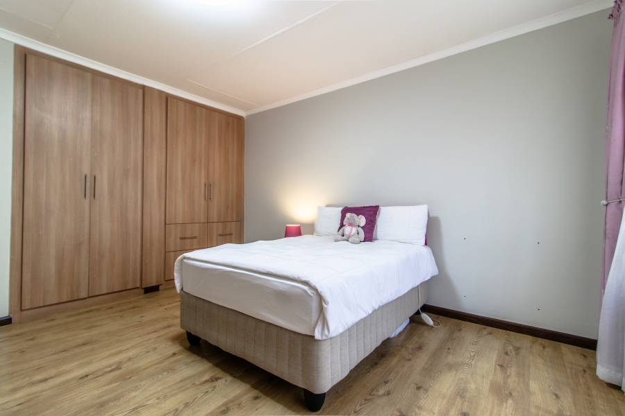 3 Bedroom Property for Sale in Alan Manor Gauteng