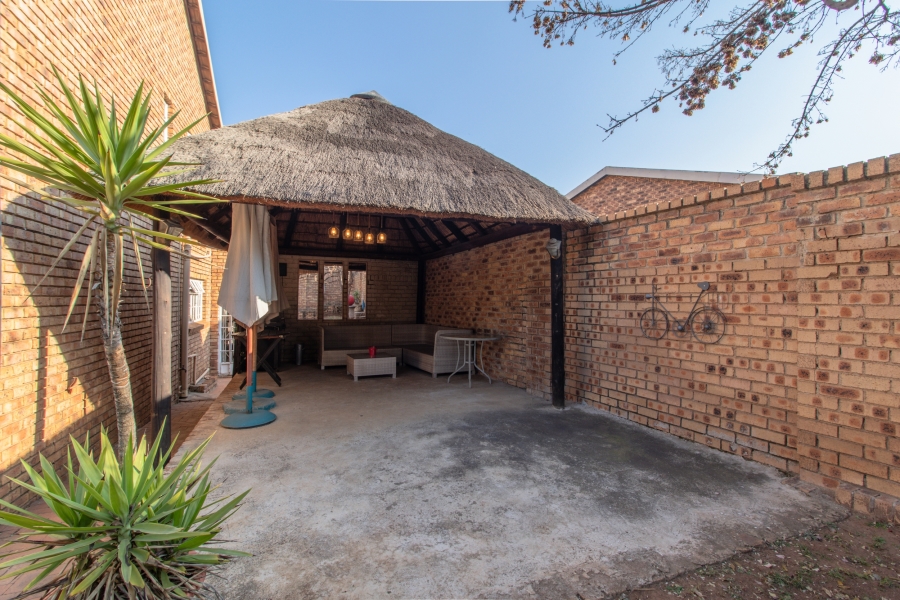 3 Bedroom Property for Sale in Alan Manor Gauteng