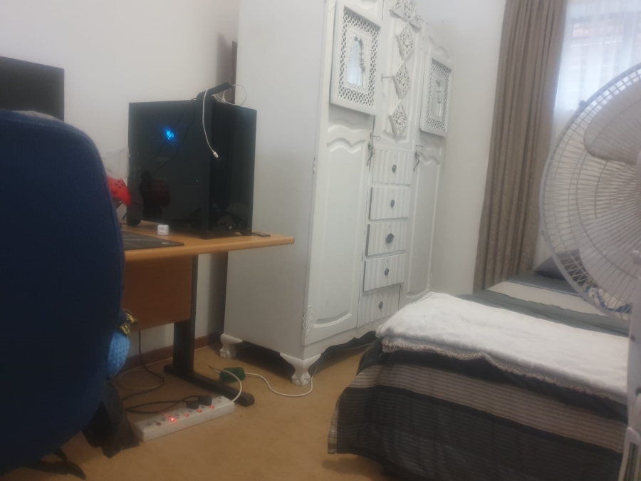 To Let 2 Bedroom Property for Rent in Muckleneuk Gauteng