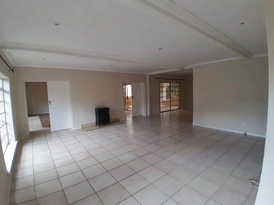 10 Bedroom Property for Sale in Bedfordview Gauteng