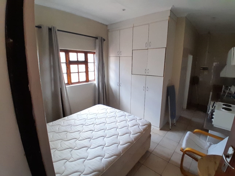 10 Bedroom Property for Sale in Bedfordview Gauteng