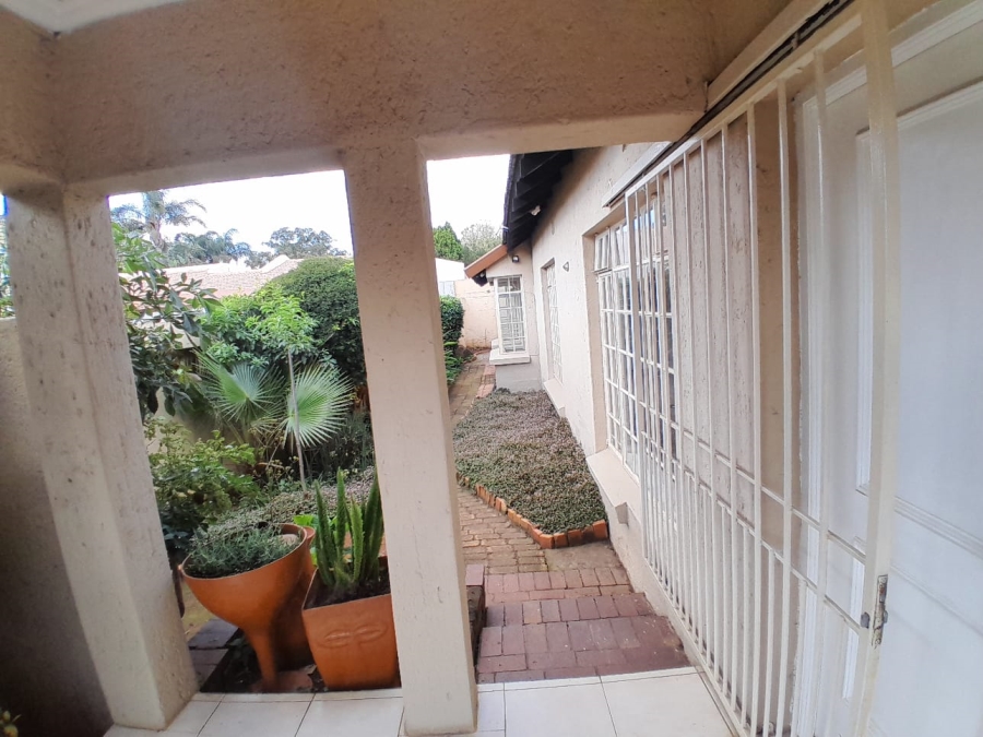 10 Bedroom Property for Sale in Bedfordview Gauteng