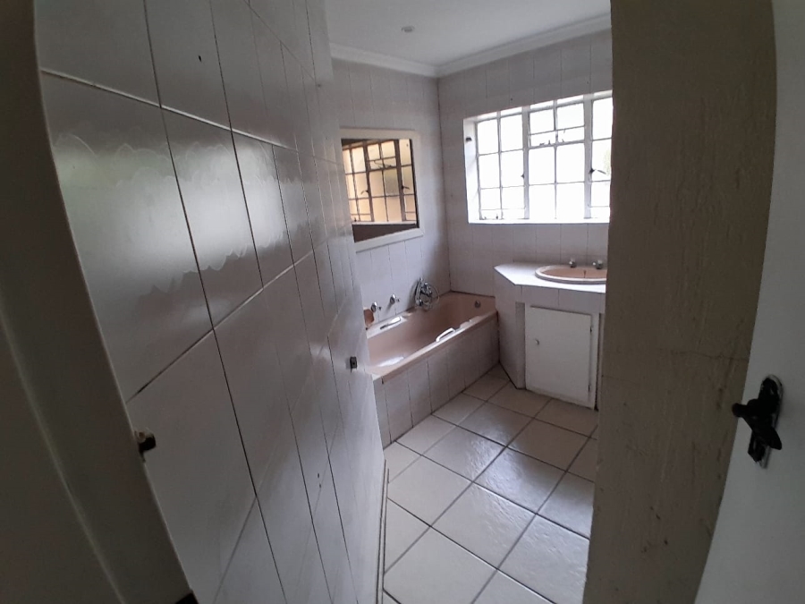 10 Bedroom Property for Sale in Bedfordview Gauteng