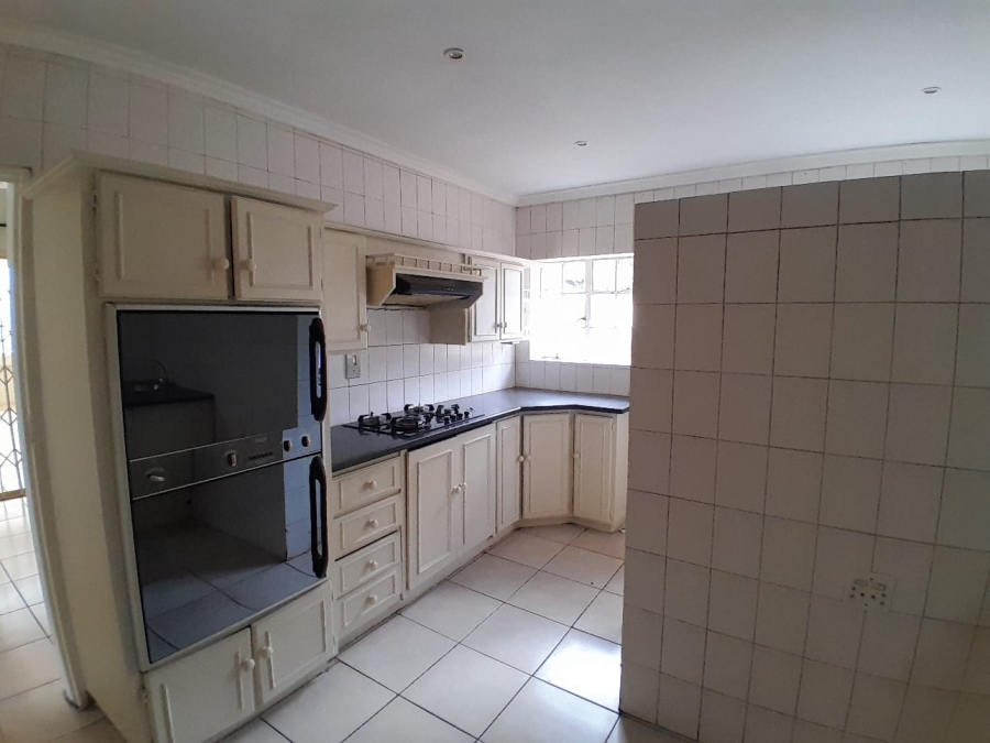 10 Bedroom Property for Sale in Bedfordview Gauteng