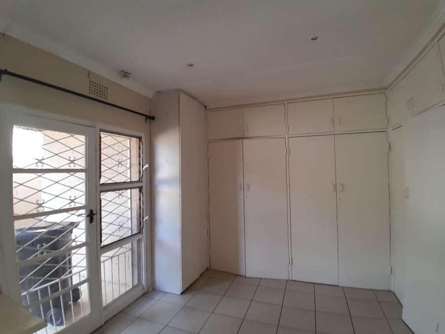 10 Bedroom Property for Sale in Bedfordview Gauteng