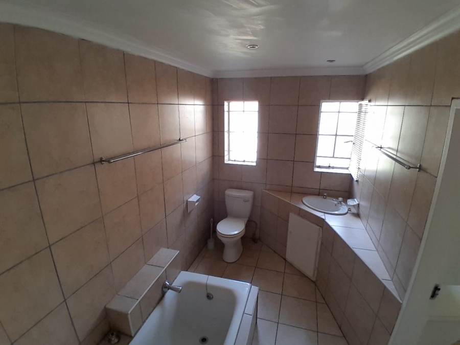10 Bedroom Property for Sale in Bedfordview Gauteng