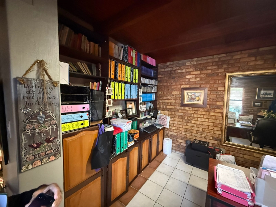 3 Bedroom Property for Sale in Moreleta Park Gauteng