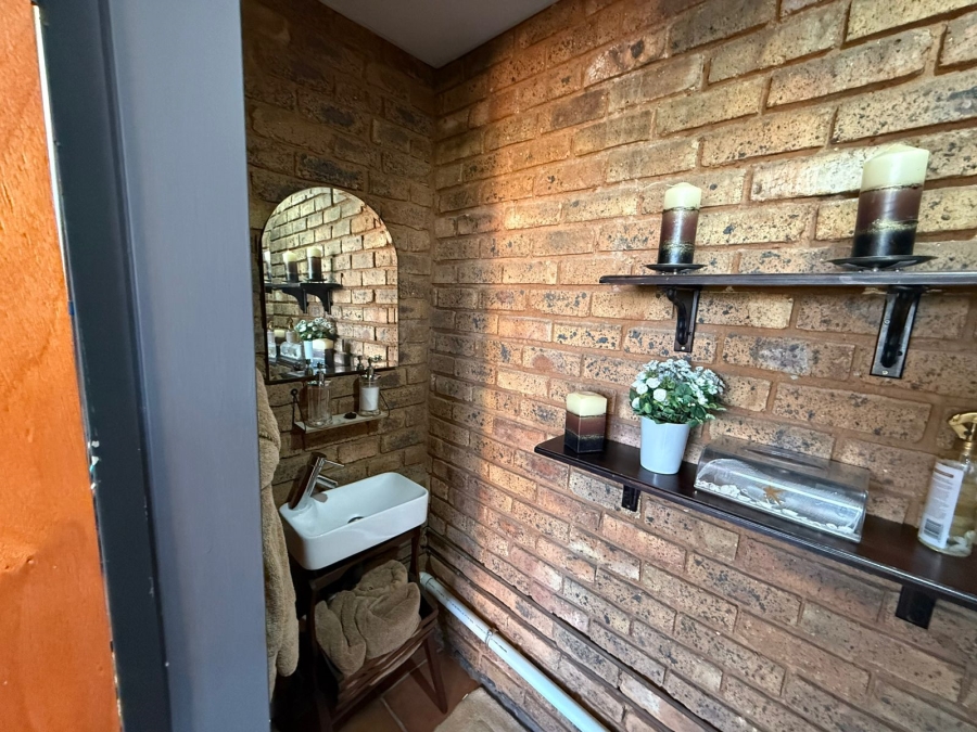 3 Bedroom Property for Sale in Moreleta Park Gauteng