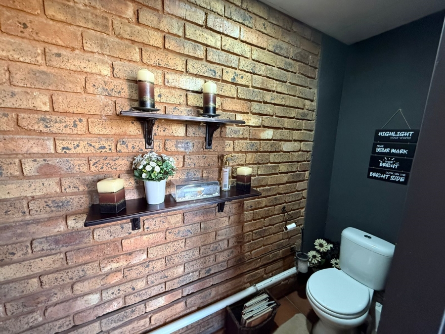 3 Bedroom Property for Sale in Moreleta Park Gauteng
